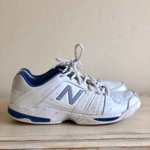 new balance court shoe